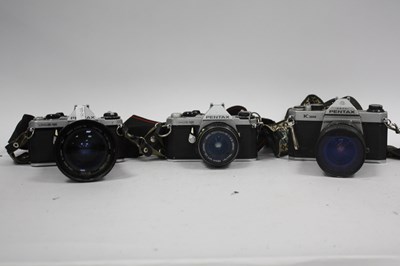 Lot 1083 - Asahi Pentax K1000 35mm SLR Film Camera with...