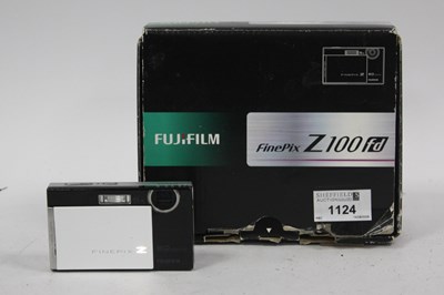 Lot 1124 - Fujifilm Finepix Z100fd Digital Compact Camera,...