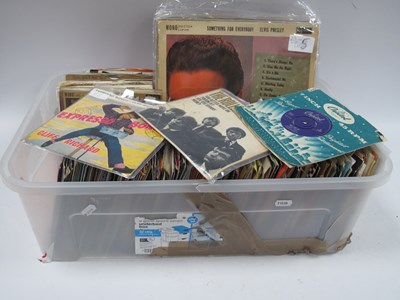 Lot 1469 - 300 Singles to include Kinks, Troggs, Animals,...