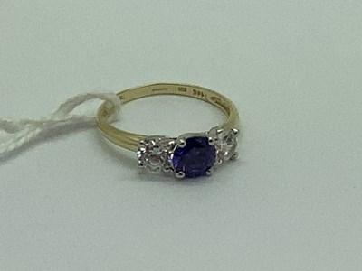 Lot 61 - QVC; A 14ct Gold Three Stone Ring, alternate...