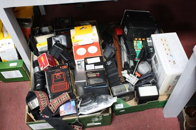 Lot 1112 - A large collection of camera and photography...
