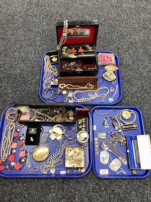 Lot 202 - Vintage and Later Costume Jewellery, including...