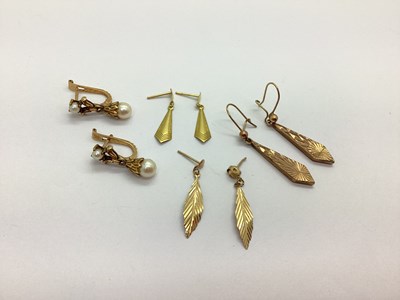 Lot 120 - A Pair of 9ct Gold Drop Earrings, of diamond...