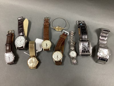 Lot 300 - Accurist; A 9ct Gold Cased Gent's Wristwatch,...