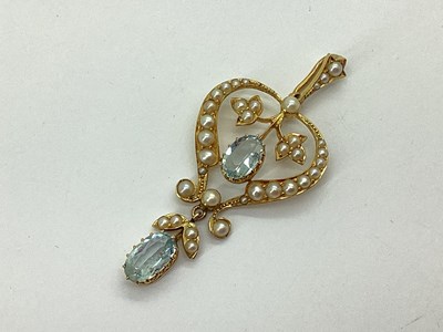 Lot 82 - An Edwardian Openwork Pendant, oval claw set...