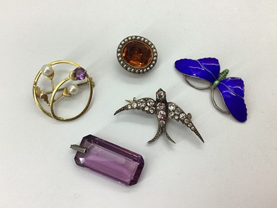 Lot 144 - An Antique Seed Pearl Inset Brooch, oval...