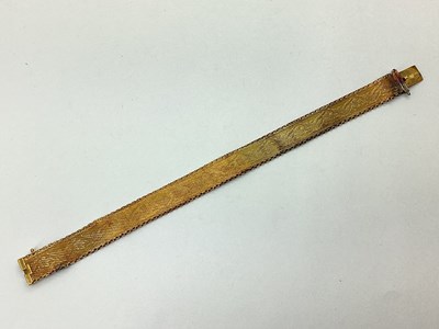 Lot 173 - A Smooth Link Bracelet, to snap clasp, stamped...