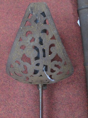 Lot 786 - Victorian British Army Sword with curved...