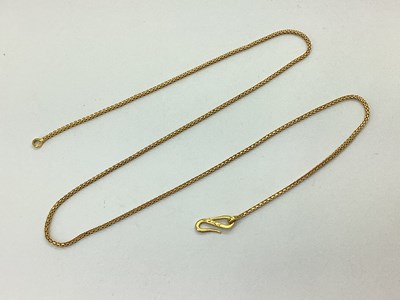 Lot 102 - A Smooth Link Chain, of uniform design, to S...