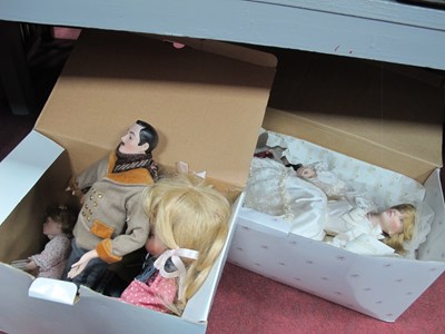 Lot 1076 - Collectors Dolls (x 5), in Ashton Drake &...