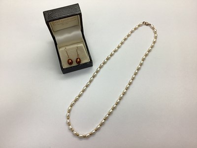 Lot 99 - A Single Strand Pearl Bead Necklace, alternate...