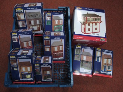 Lot 371 - Nine Bachmann Scenecraft "OO" Gauge/4mm Boxed...