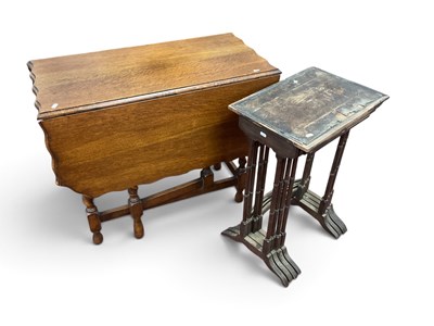Lot 1495 - 1930s Oak Drop Leaf Table, with a scalloped...