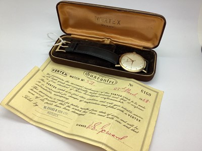 Lot 214 - Vertex Revue; A 1960's 9ct Gold Cased Gent's...