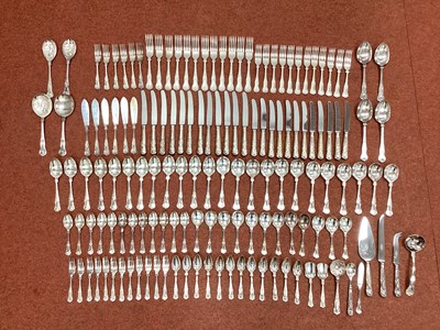 Lot 5 - A Twelve Setting Canteen of Kings Pattern...