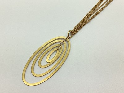 Lot 73 - A 9ct Gold Oval Openwork Pendant,...