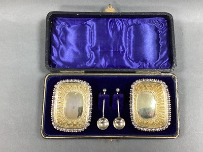 Lot 19 - A Pair of Victorian Hallmarked Silver Salts, M...