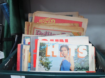 Lot 1379 - Pop Music Papers and Magazines - Rolling Stone...