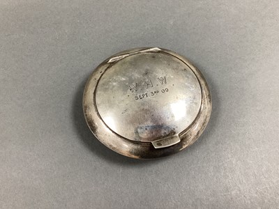 Lot 16 - A Hallmarked Silver Circular Snuff Box, A&JZ,...