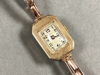 Lot 248 - A 1930's 9ct Gold Cased Ladies Wristwatch, the...
