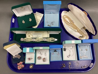 Lot 108 - Clarion-Pell 'Princess Grace' Collection; A...