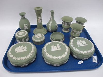 Lot 1221 - Wedgwood Green Jasper WAre Wavy Circular...