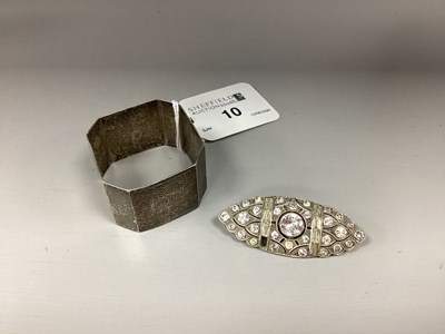 Lot 10 - Knoll & Pregizer; A German Art Deco Colourless...