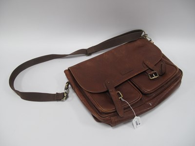 Lot 1339 - A Vintage 'Ashwood' Gent's Leather Shoulder...