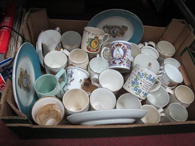 Lot 1102 - Royal Commemorative China of varying monarchs/...