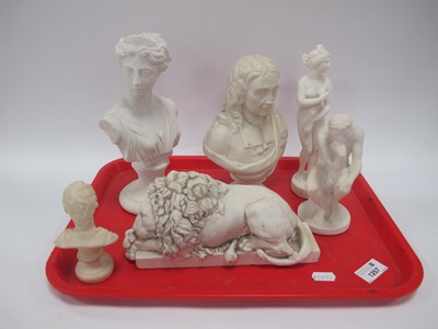 Lot 1257 - Artforum Chatsworth Sleeping Lion, 22cm long,...