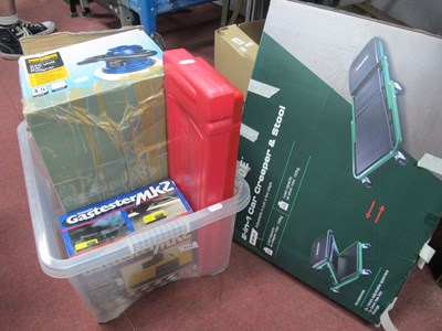 Lot 1171 - Car tools and equipment, including boxed...