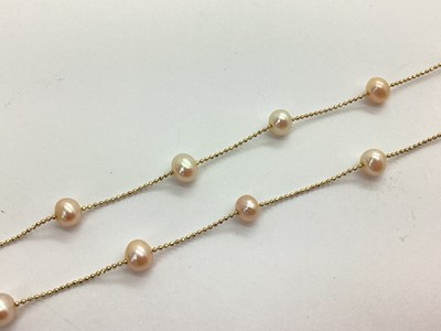 Lot 90 - A Decorative Freshwater Pearl Bead Necklace,...