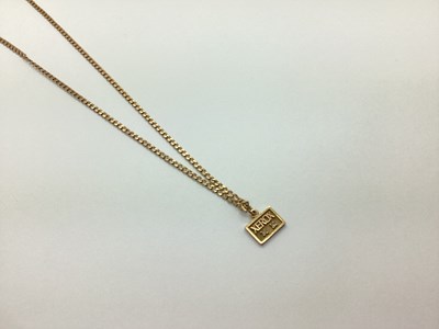 Lot 86 - A Flat Link Curb Chain, of uniform design,...