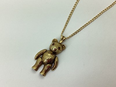 Lot 73 - A Novelty 9ct Gold Articulated Teddy Bear...