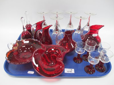 Lot 1218 - Cranberry glassware, comprising vintage...