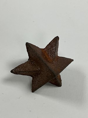 Lot 605 - WWII British SOE Caltrop, solid geometric...